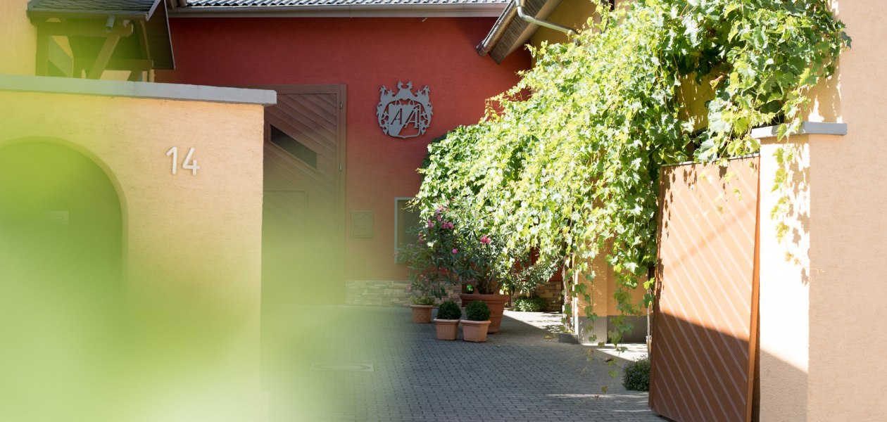 Weingut Antweiler_Hof, © Weingut Antweiler