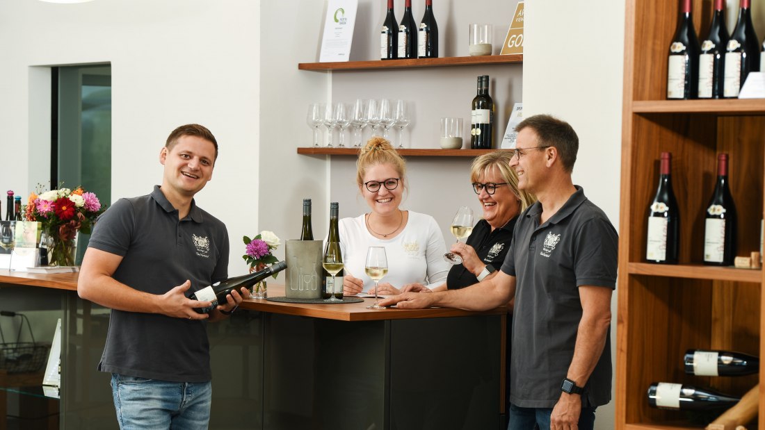 Weingut Paulinenhof_Familie Bernhard, © Weingut Paulinenhof