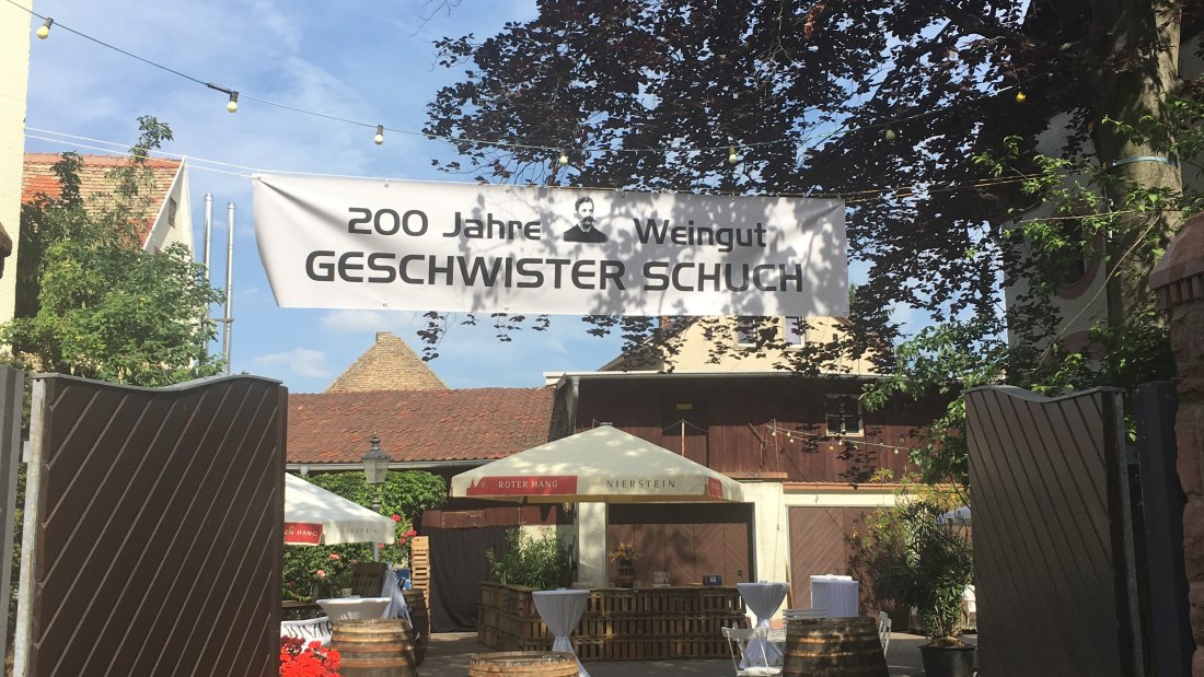 Weingut Geschwister Schuch_Hof lädt ein, © Weingut Geschwister Schuch